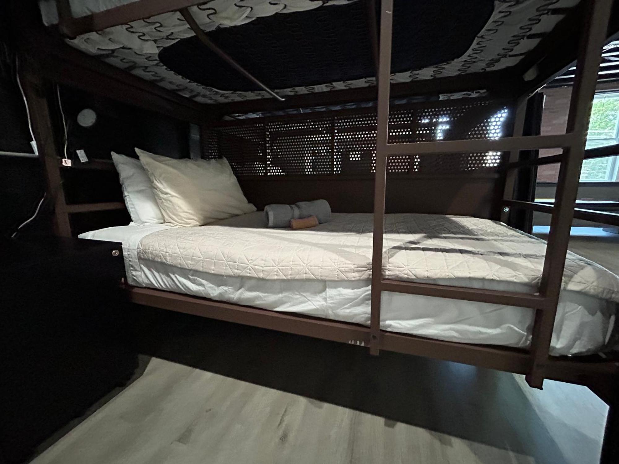 Stay 424 Hostel Chicago Bilik gambar